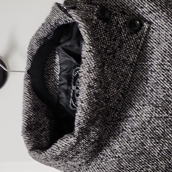 Tweed Poncho - Picture 2 of 4